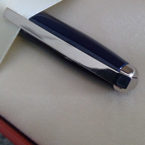 S.T. Dupont Ink Pen - Picture 8 of 10